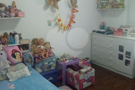 Sobrado à venda com 2 quartos em Jardim Monte Alegre, São Paulo, SP