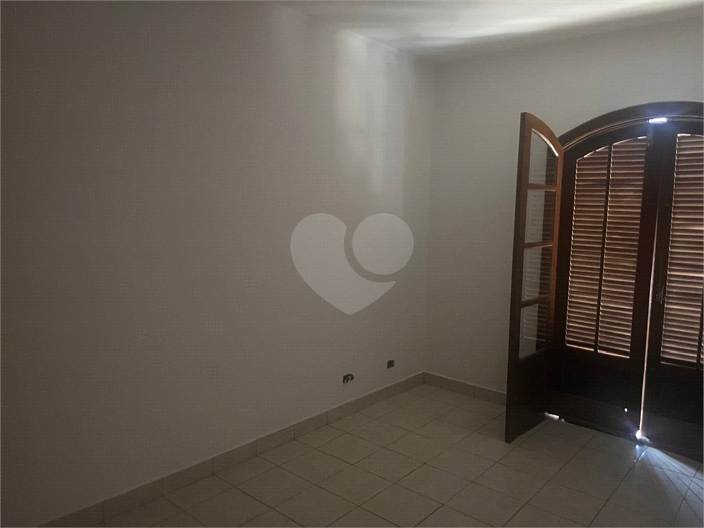 Sobrado à venda ou para alugar com 3 quartos, sendo 1 suíte, em Jardim Leonor Mendes de Barros, São Paulo, SP