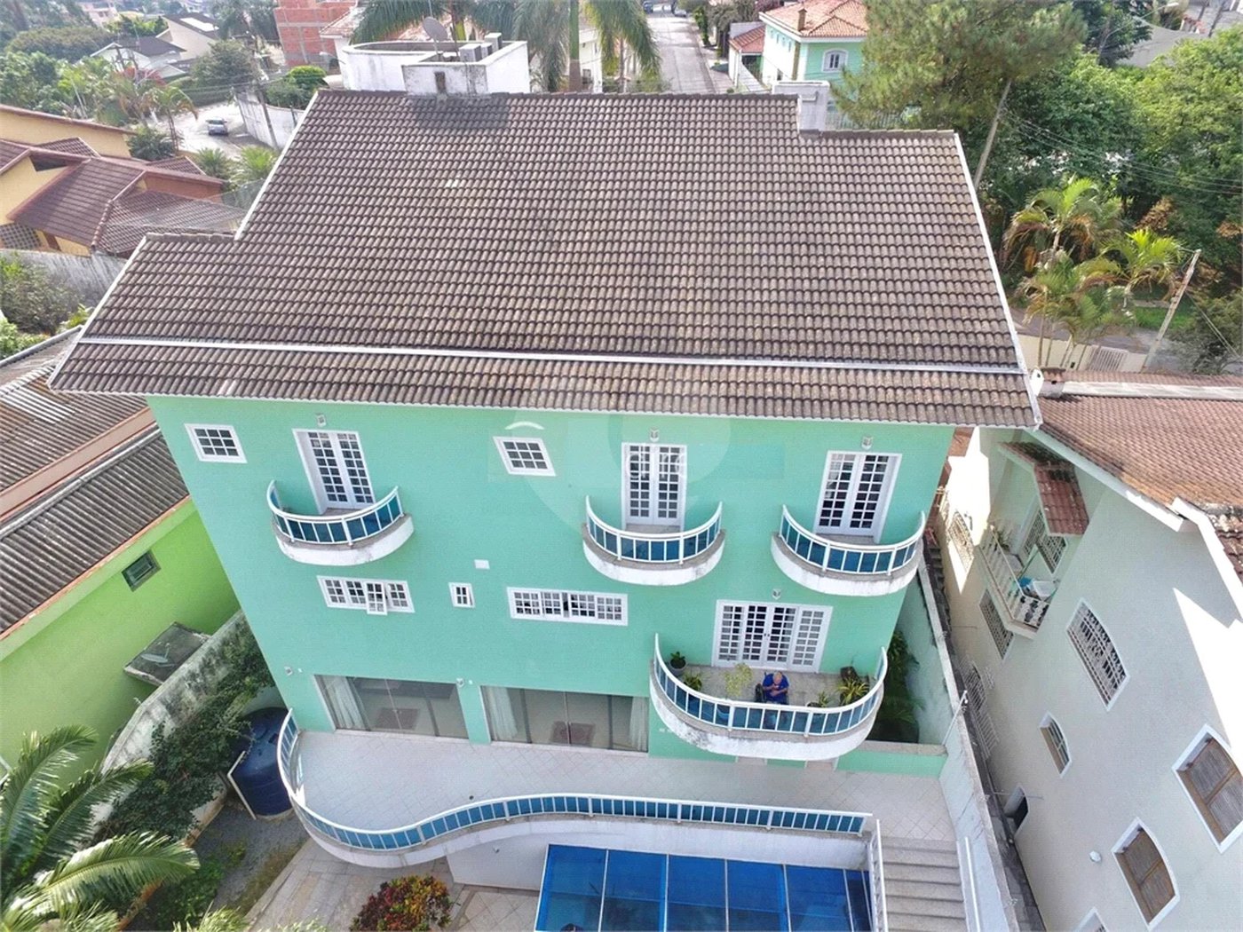 Sobrado à venda com 7 suítes em Tremembé, São Paulo, SP