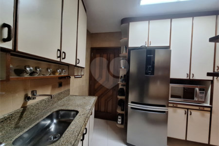Apartamento à venda com 3 quartos, sendo 1 suíte, em Maracanã, Rio de Janeiro, RJ