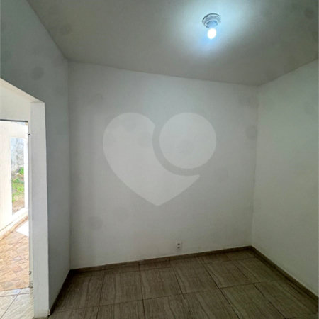 Casa à venda ou para alugar com 1 quarto em Campo Grande, Rio de Janeiro, RJ