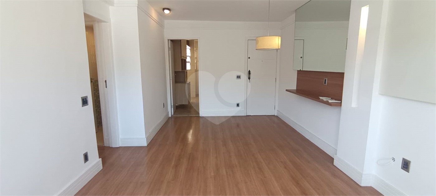 Apartamento à venda com 3 quartos, sendo 1 suíte, em Botafogo, Rio de Janeiro, RJ