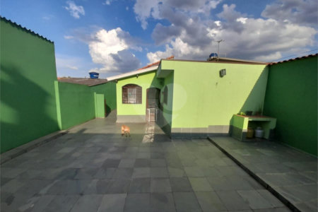 Casa à venda com 3 quartos, sendo 1 suíte,  em Vila Figueira, Suzano, SP