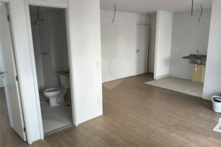 Apartamento à venda com 2 quartos, sendo 1 suíte,  em Parque da Vila Prudente, São Paulo, SP