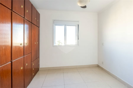 Apartamento à venda com 3 quartos, sendo 1 suíte, em Jardim Parque Morumbi, São Paulo, SP