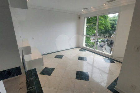Apartamento à venda com 3 quartos, sendo 1 suíte, em Alto da Boa Vista, São Paulo, SP