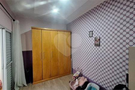 Casa à venda com 3 quartos, sendo 1 suíte, no condomínio Golden Park Residence, Sorocaba - SP