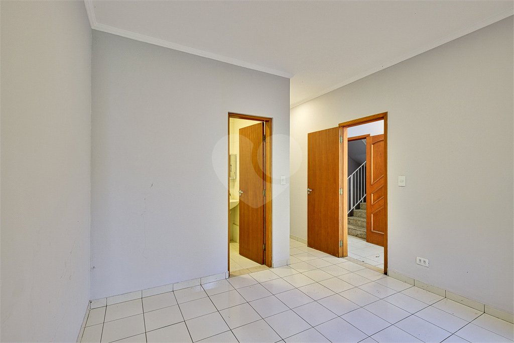 Casa à venda com 3 quartos, sendo 1 suíte, em Alto da Boa Vista, São Paulo, SP