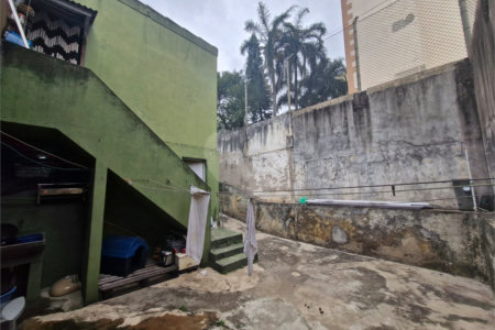 Casa Térrea à venda com 6 quartos em Vila Gustavo, São Paulo, SP