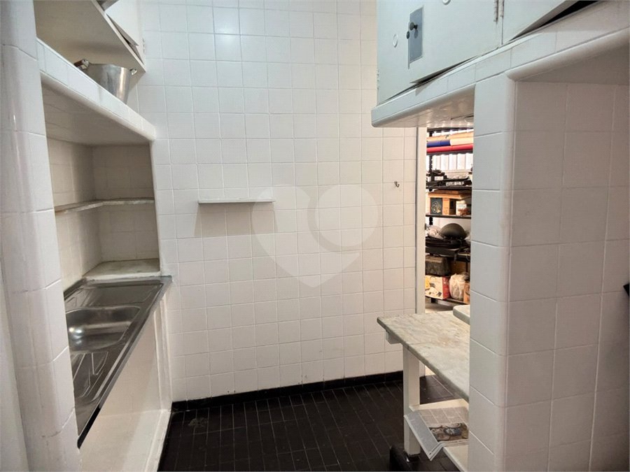Apartamento à venda com 2 quartos, sendo 1 suíte, em Lagoa, Rio de Janeiro, RJ