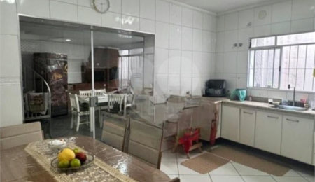 Sobrado à venda com 3 quartos, sendo 2 suítes,  em Vila Maria Alta, São Paulo, SP
