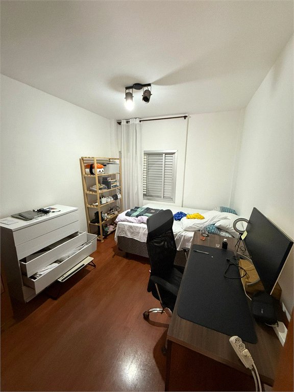 Apartamento à venda com 2 quartos, sendo 1 suíte,  em Vila Madalena, São Paulo, SP