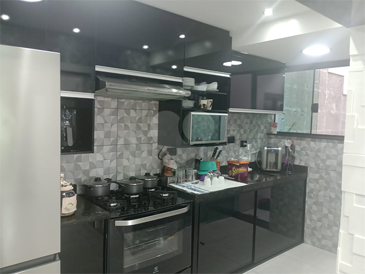 Casa à venda com 3 quartos, sendo 1 suíte, em Wanel Ville, Sorocaba, SP
