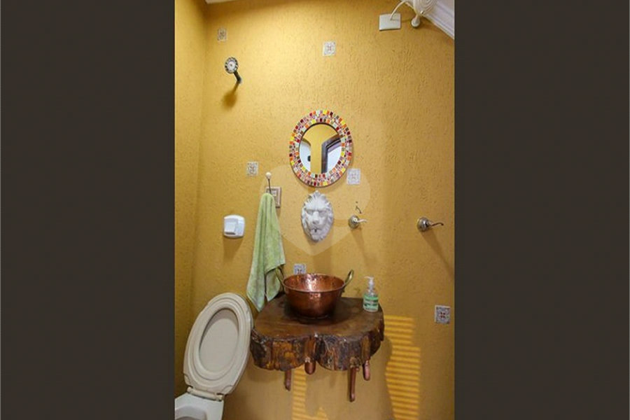 Sobrado à venda com 4 quartos, sendo 3 suítes, em Tucuruvi, São Paulo, SP