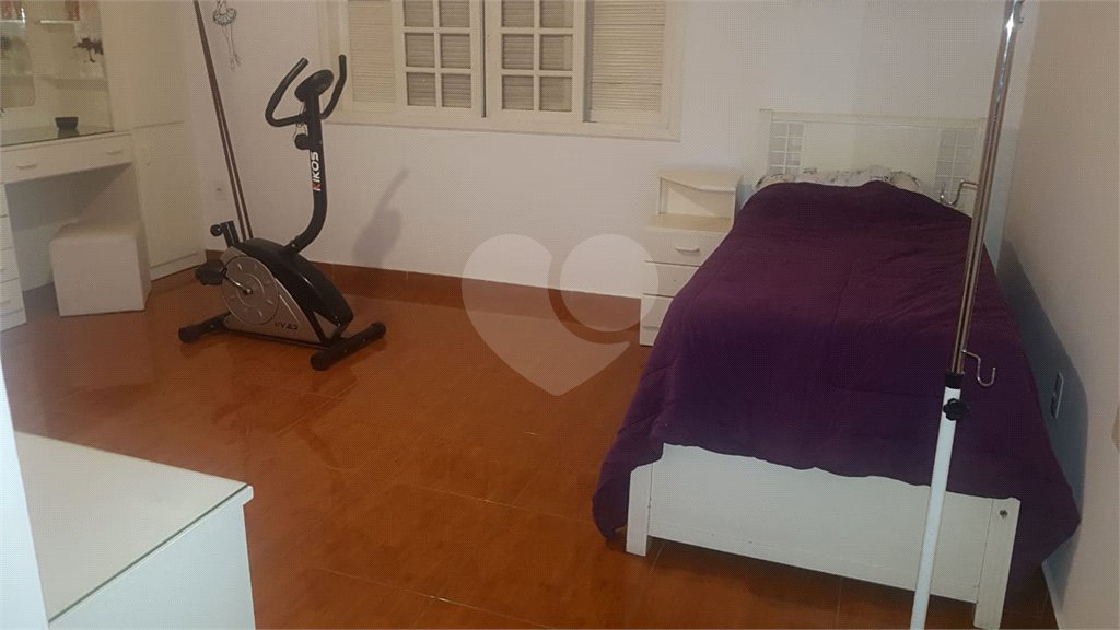 Sobrado à venda com 3 quartos, sendo 1 suíte, em São João Clímaco, São Paulo, SP