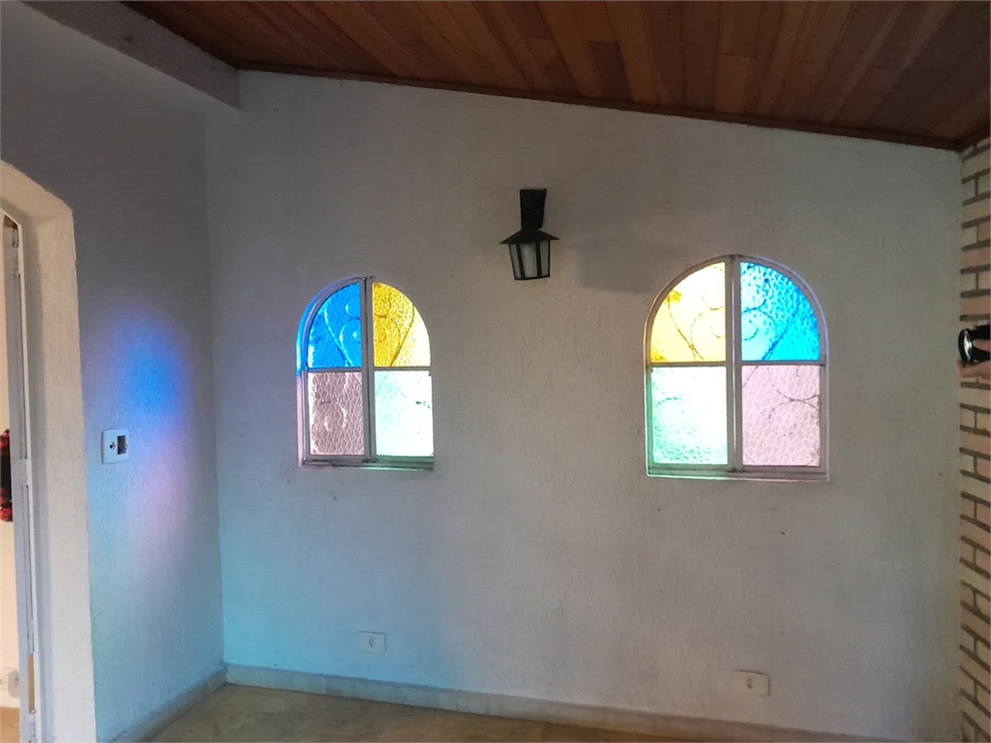 Sobrado à venda com 6 quartos, sendo 3 suítes,  em Rolinópolis, São Paulo, SP