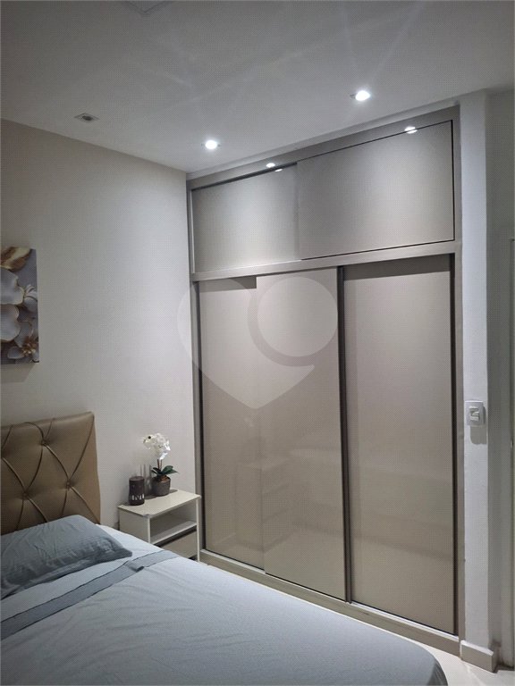 Apartamento à venda com 3 quartos, sendo 1 suíte,  em Copacabana, Rio de Janeiro, RJ