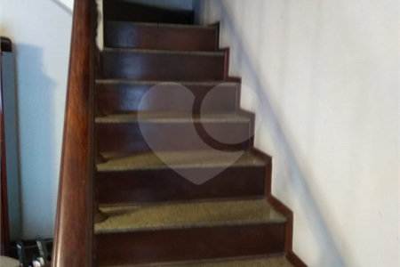 Casa à venda com 4 quartos, sendo 1 suíte, em Alto da Lapa, São Paulo, SP