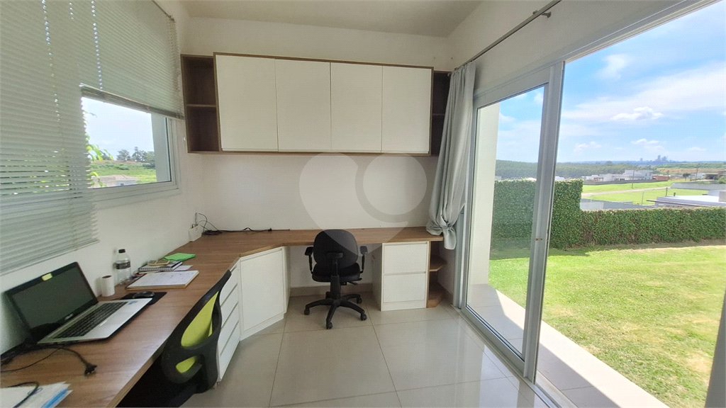 Casa à venda com 4 quartos, sendo 3 suítes,  no condomínio Fazenda Alta Vista, Salto de Pirapora - SP
