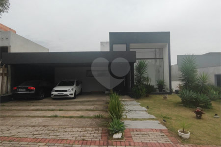 Casa à venda com 3 suítes em Jundiaizinho (terra Preta), Mairiporã, SP