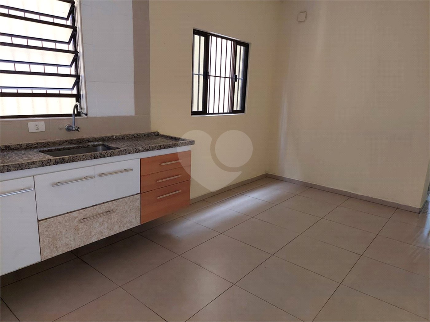 Sobrado à venda com 3 quartos, sendo 1 suíte, no Brasilândia, São Paulo, SP