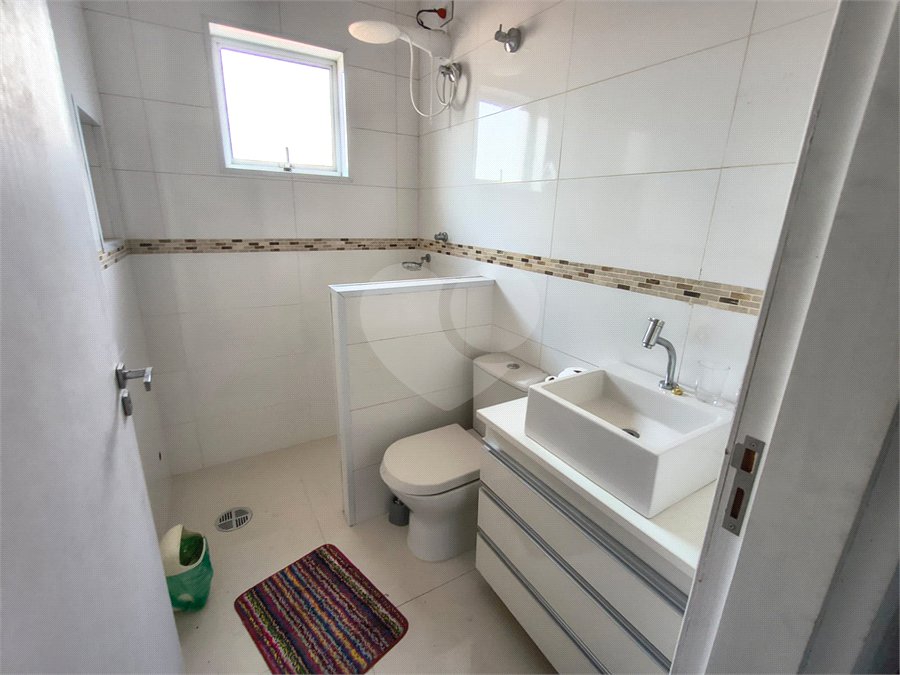 Sobrado à venda com 3 quartos em Vila Paulo Silas, São Paulo, SP