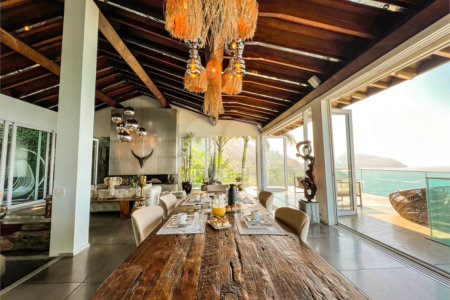 Casa à venda ou para alugar com 5 suítes em Joá, Rio de Janeiro, RJ