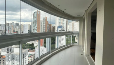 Apartamento à venda com 3 suítes em Vila Andrade, São Paulo, SP