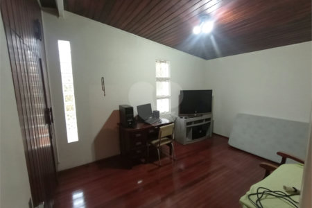 Casa à venda com 4 quartos, sendo 3 suítes,  no Centro, Itapetininga, SP