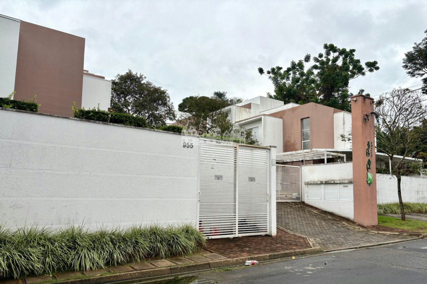 Sobrado à venda com 3 quartos, sendo 1 suíte, em Jardim Paulista, Atibaia, SP
