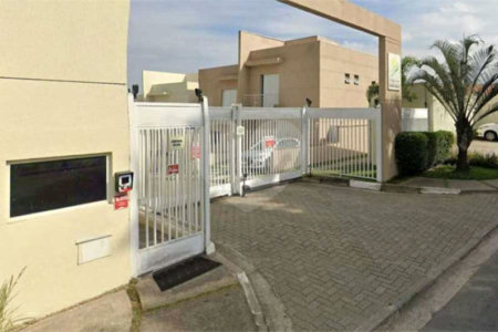 Casa à venda com 3 quartos, sendo 1 suíte, no condomínio Villaggio Viana, Cotia - SP