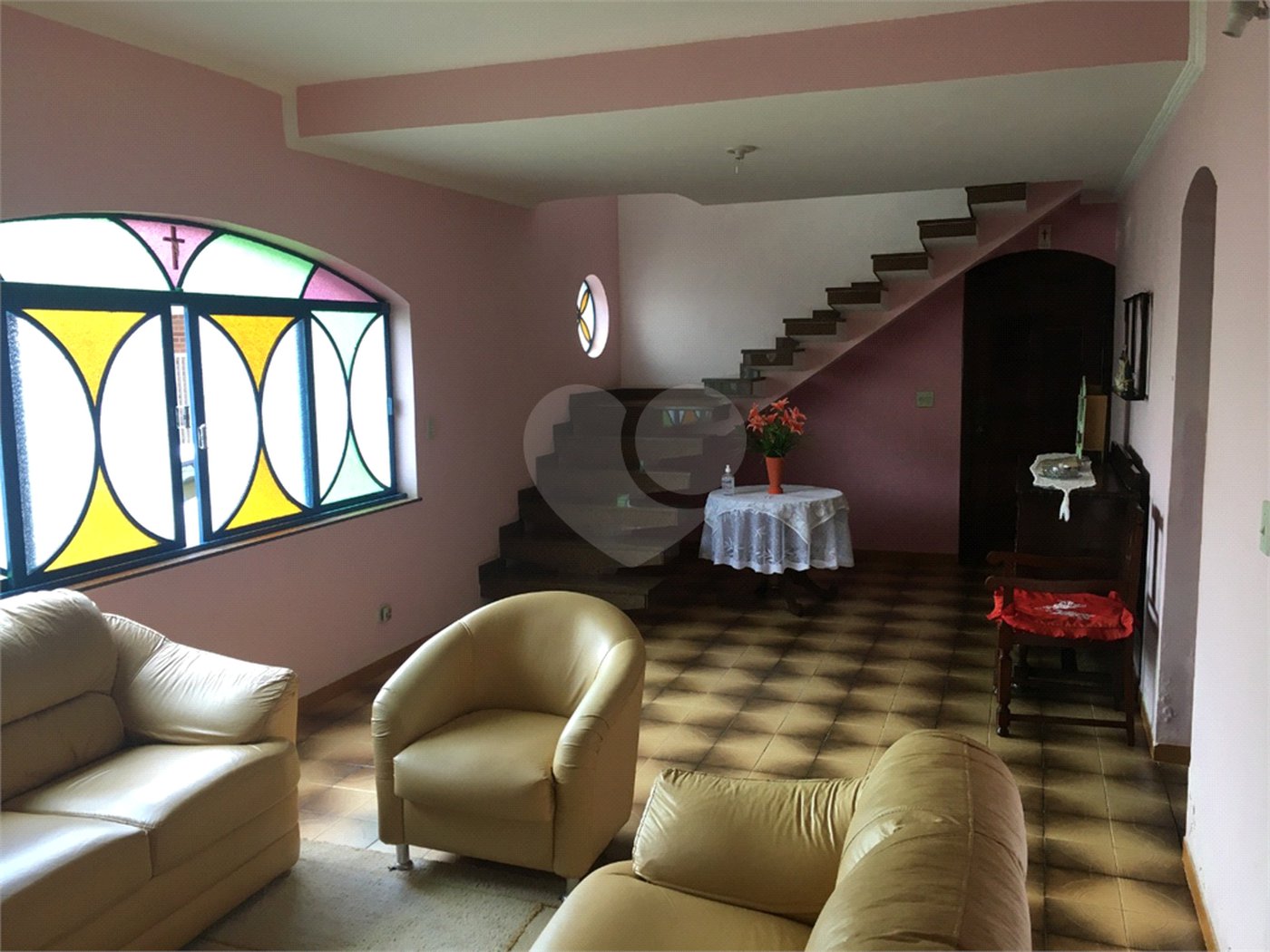 Casa à venda com 4 quartos, sendo 1 suíte, no Centro, Piracaia, SP