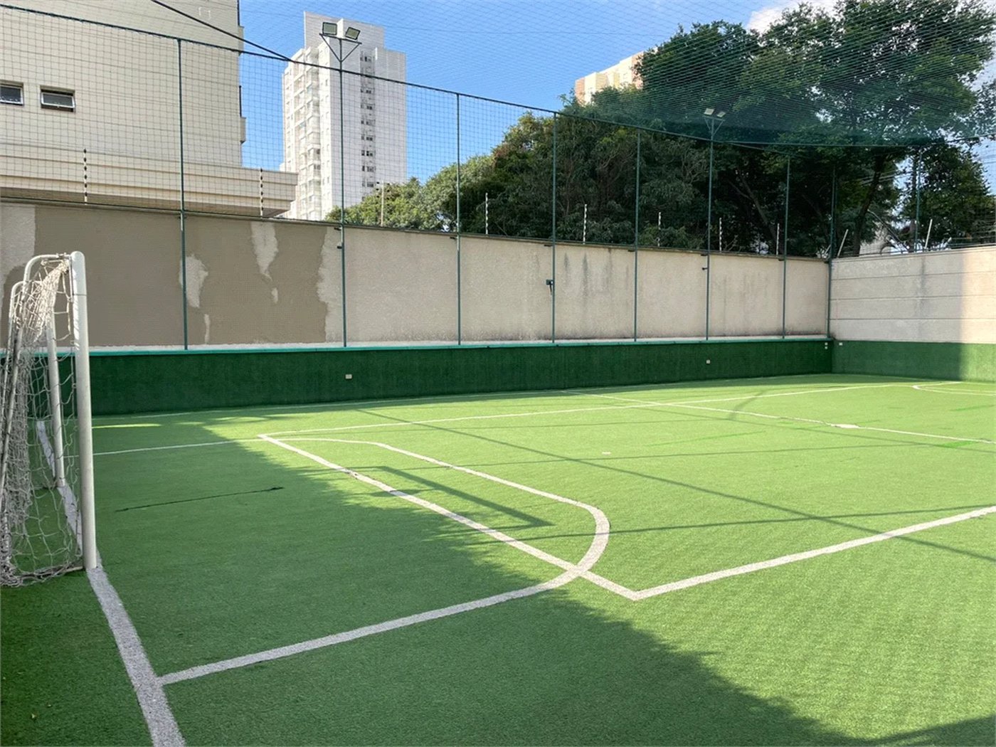 Apartamento à venda com 3 suítes em Vila Romana, São Paulo, SP