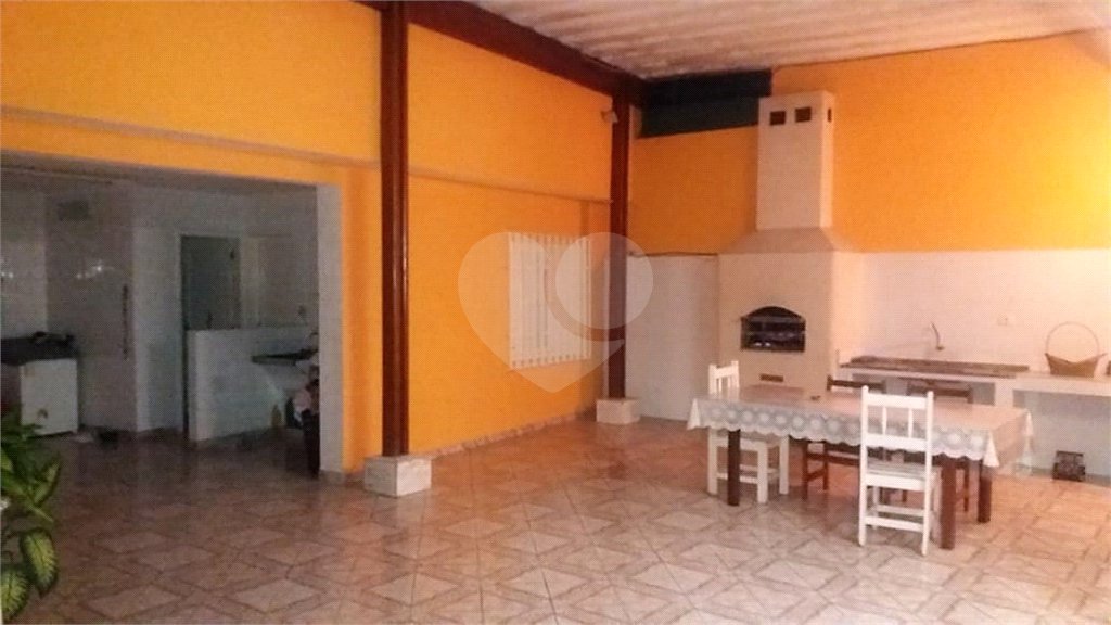 Casa Térrea à venda com 4 quartos, sendo 2 suítes, em Parque Edu Chaves, São Paulo, SP