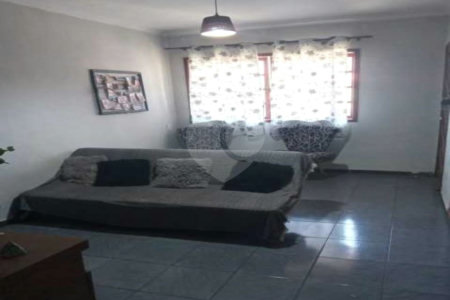 Casa à venda com 5 quartos, sendo 1 suíte, em Campo Grande, Rio de Janeiro, RJ