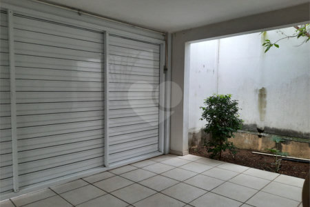 Casa com 3 quartos, térrea, plana, na City Campo Grande