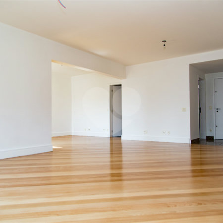 Apartamento à venda com 3 suítes em Moema, São Paulo, SP