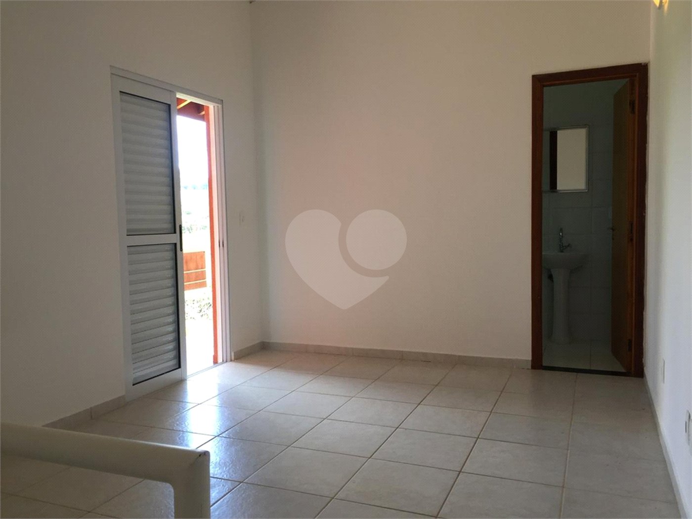Casa à venda com 4 suítes em Jardim Maristela, Atibaia, SP