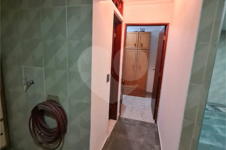 Sobrado à venda com 3 quartos, sendo 1 suíte, em Vila Tibagi, Guarulhos, SP