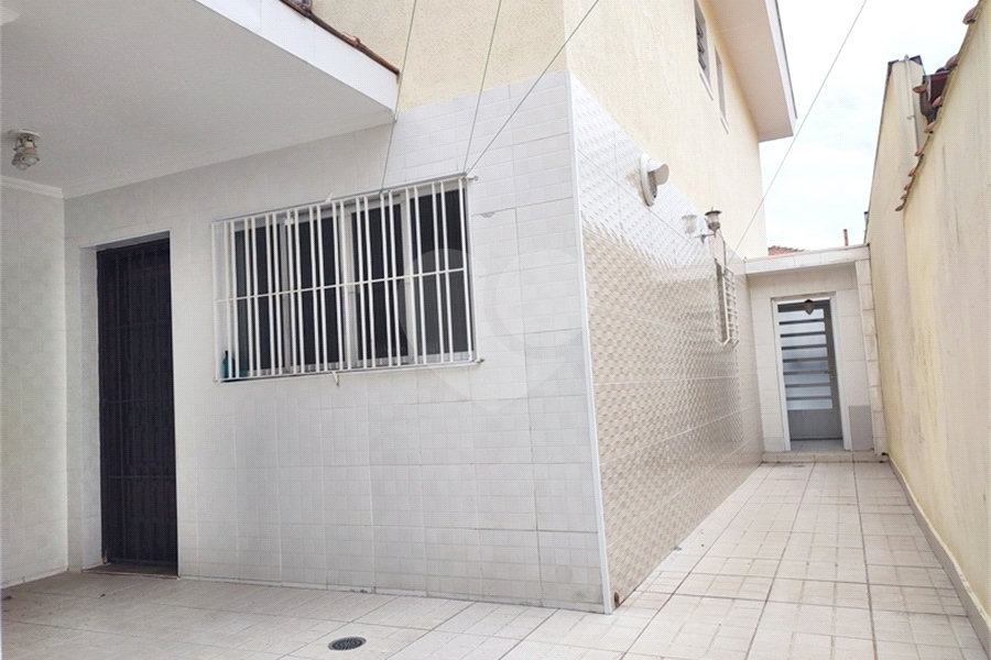 Sobrado à venda com 2 quartos em Parque Vitória, São Paulo, SP