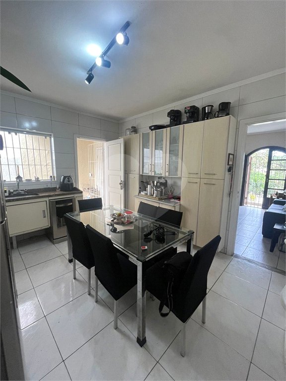 Casa à venda com 4 quartos, sendo 1 suíte, em Horto, São Paulo, SP
