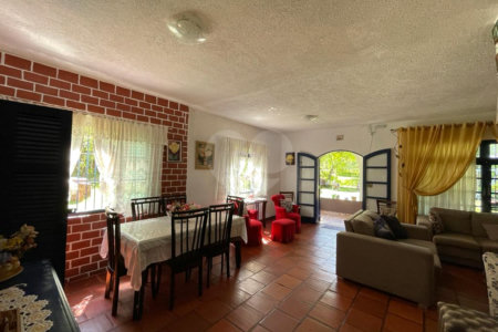 Chácara à venda com 3 quartos, sendo 1 suíte, em Chácaras Copaco, Arujá, SP