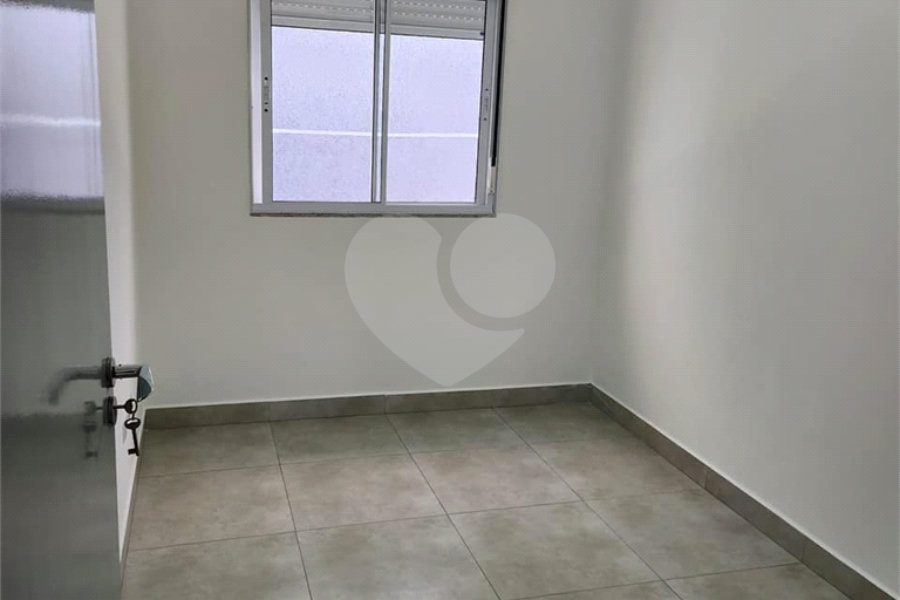 Sobrado à venda com 3 quartos, sendo 1 suíte,  em Vila Pereira Barreto, São Paulo, SP