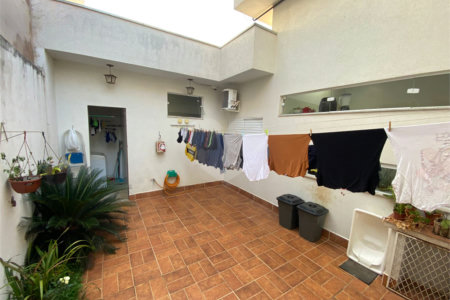 Casa térrea no Samambaia.