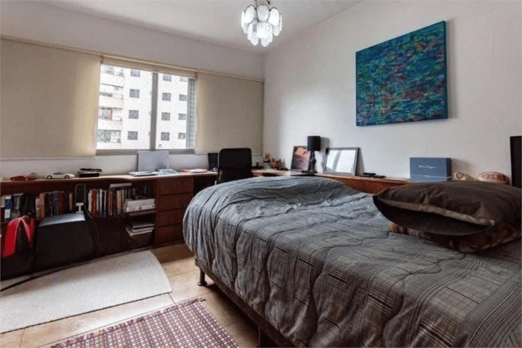 Apartamento à venda com 3 quartos, sendo 1 suíte, em Vila Andrade, São Paulo, SP