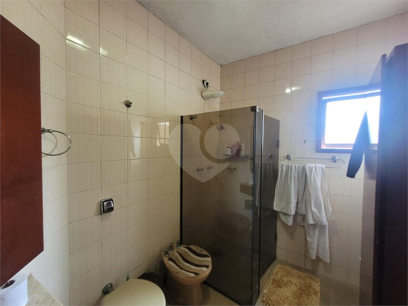 Casa à venda com 3 quartos, sendo 1 suíte, no condomínio Residencial Vila Verde, Sorocaba - SP