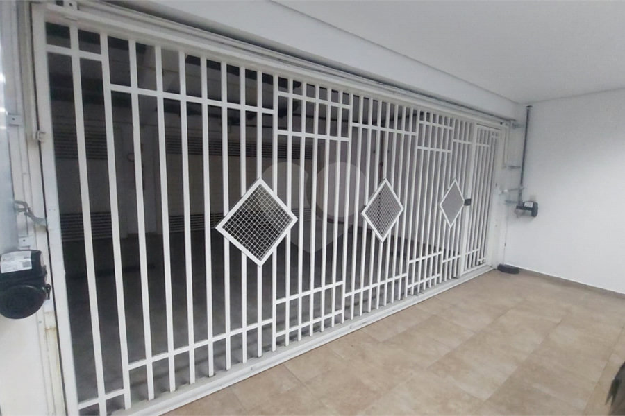 Casa para alugar com 3 quartos, sendo 1 suíte, no condomínio Santanna, São Paulo - SP