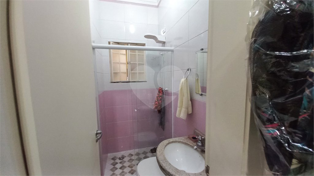 Sobrado à venda com 3 quartos, sendo 1 suíte, em Vila Gomes, São Paulo, SP