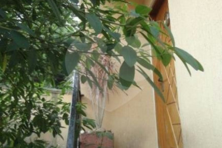 Casa à venda com 3 quartos, sendo 1 suíte,  em Parque Monte Alegre, Taboão da Serra, SP