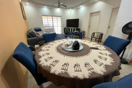 Casa Térrea à venda com 5 quartos, sendo 2 suítes, em Tucuruvi, São Paulo, SP